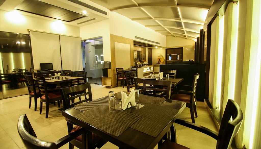 The Prime Balaji Deluxe At New Delhi Railway Station - Free Airport Pickup Hotel Luaran gambar