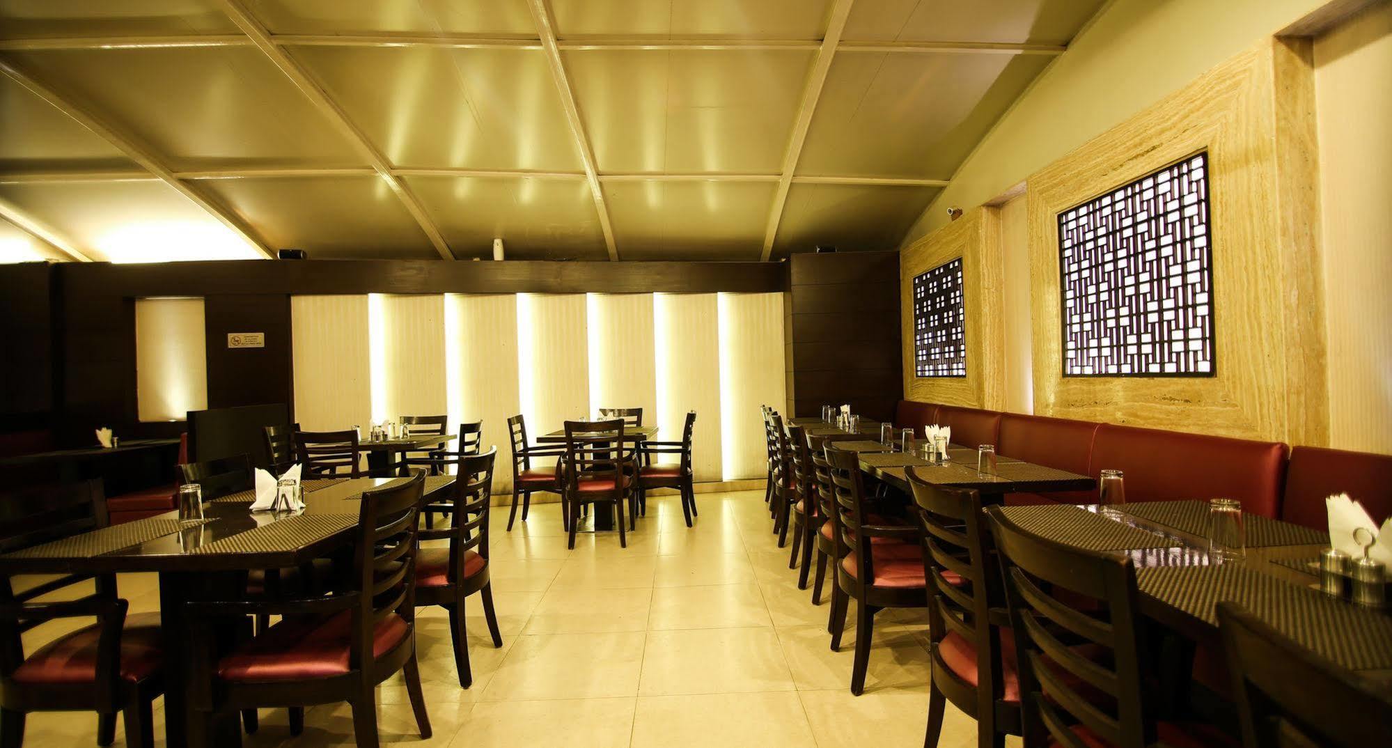 The Prime Balaji Deluxe At New Delhi Railway Station - Free Airport Pickup Hotel Luaran gambar