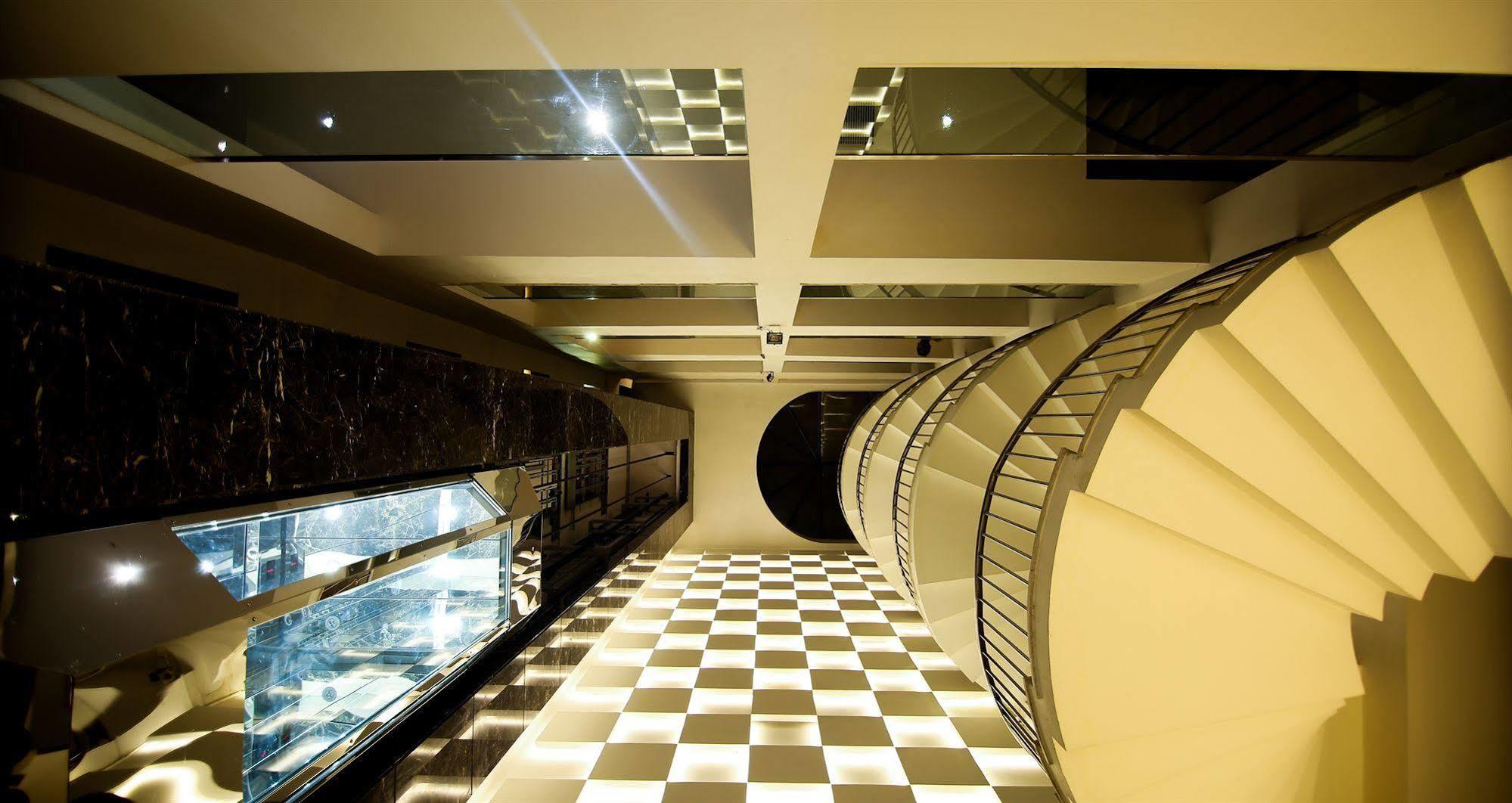 The Prime Balaji Deluxe At New Delhi Railway Station - Free Airport Pickup Hotel Luaran gambar